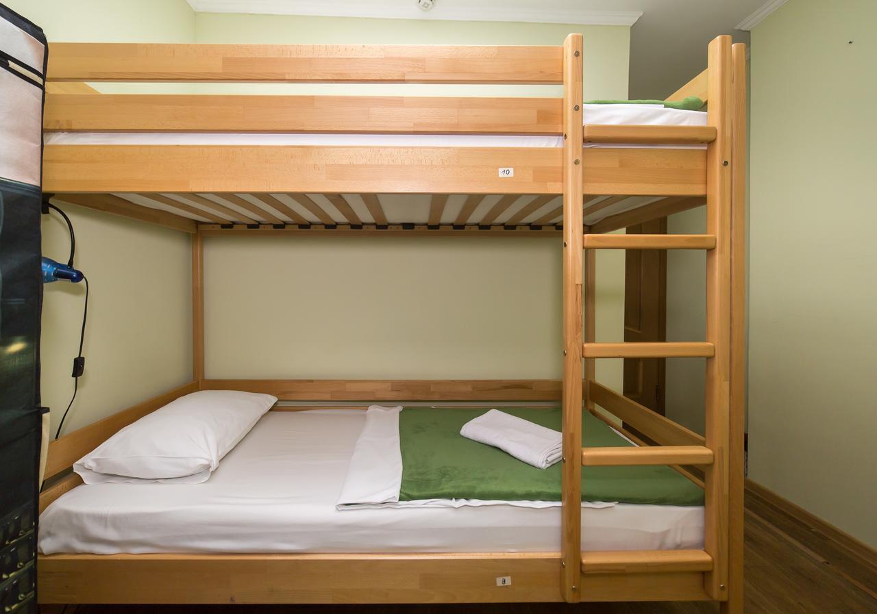 Ballet Hostel Kijev Kültér fotó
