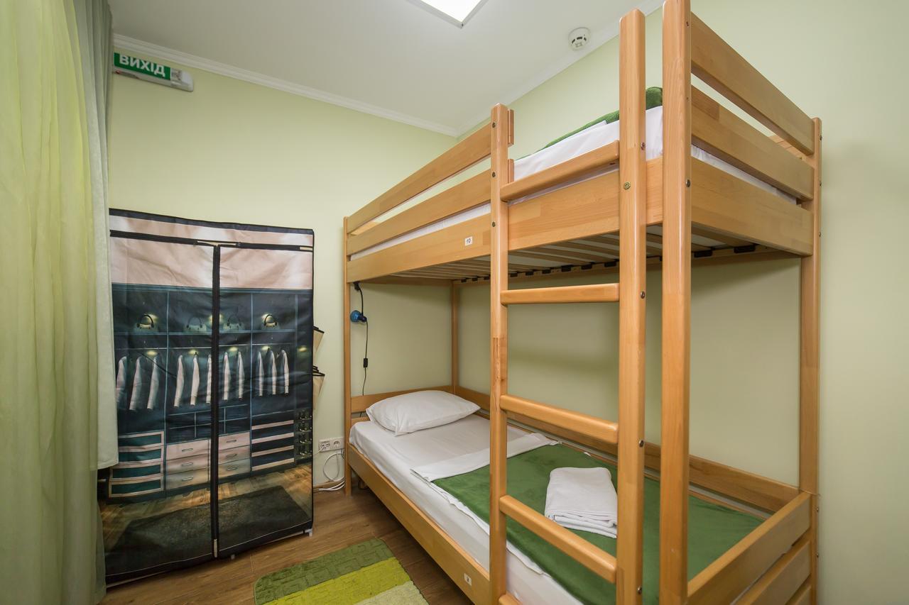 Ballet Hostel Kijev Kültér fotó