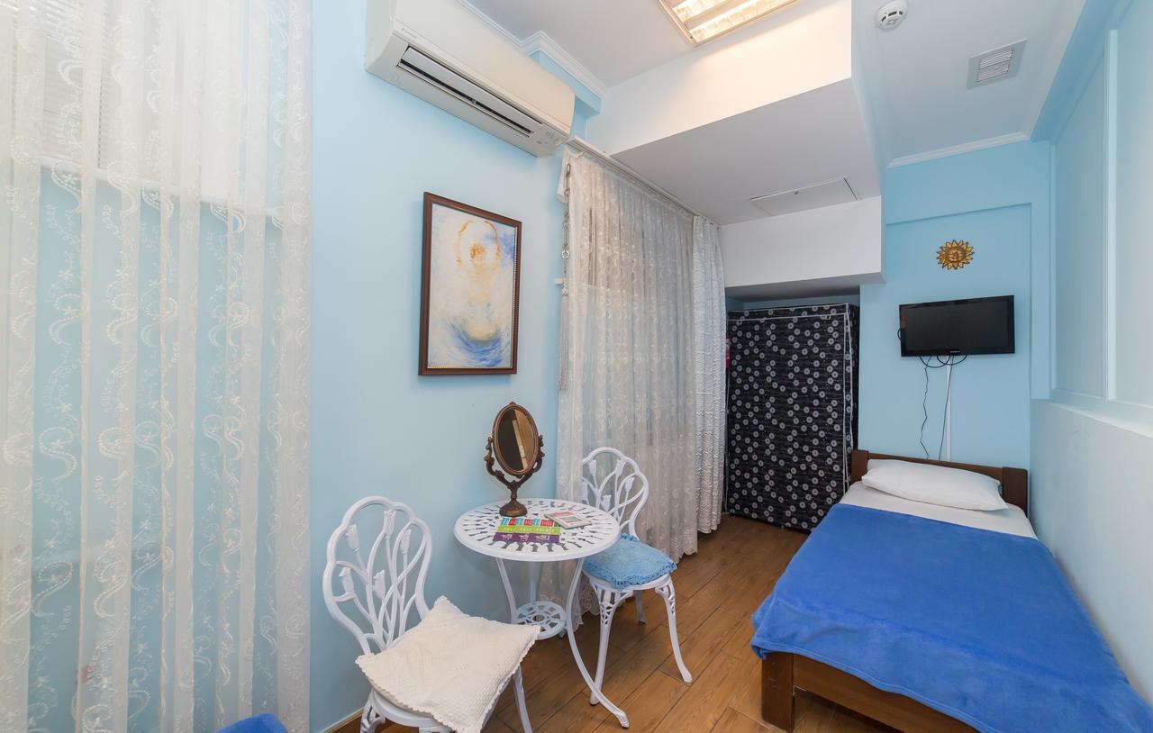 Ballet Hostel Kijev Kültér fotó