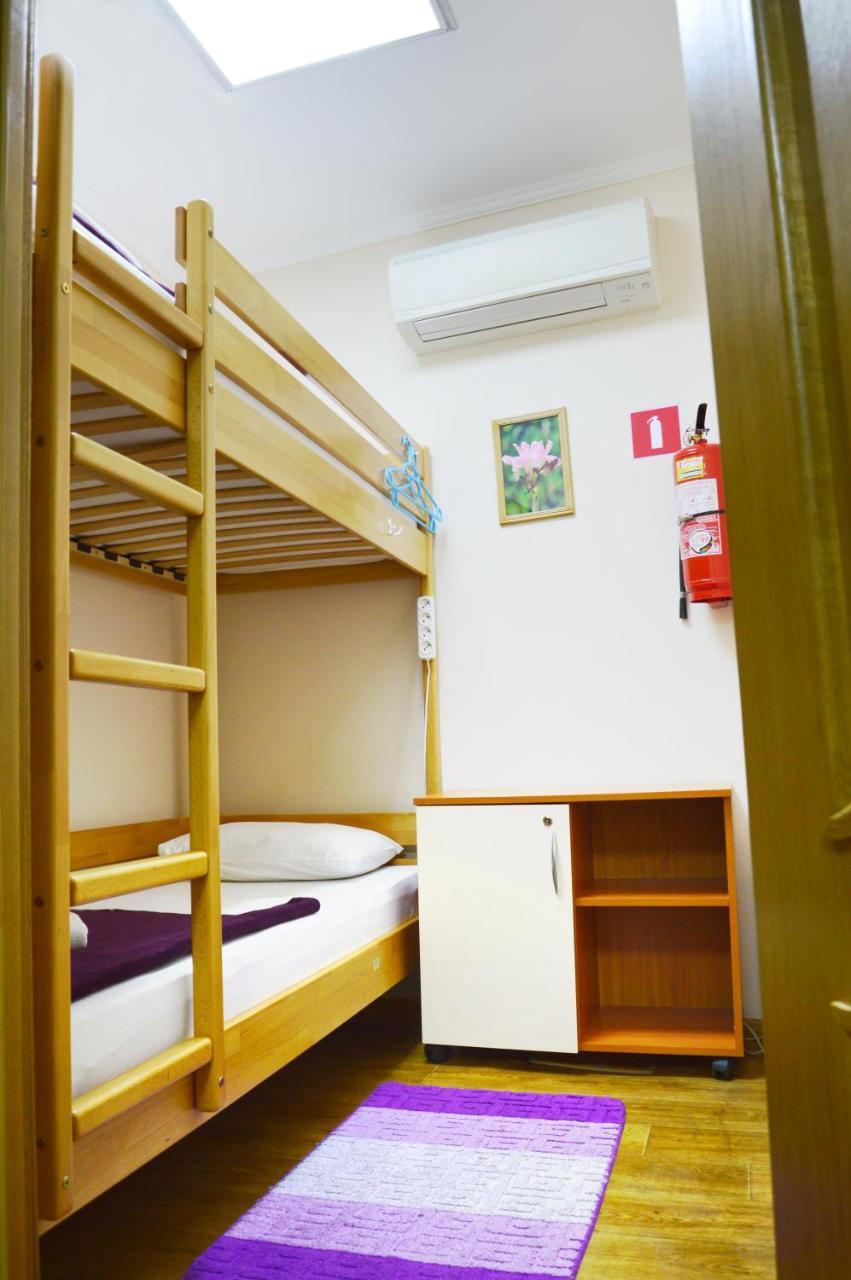Ballet Hostel Kijev Kültér fotó
